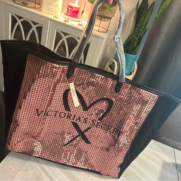 Victoria's Secret Pink Sequin Heart Tote - Picture 3 of 6